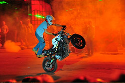 «Вселенский карнавал огня». Историко-спортивный комплекс «Сетуньский стан». Фото 4